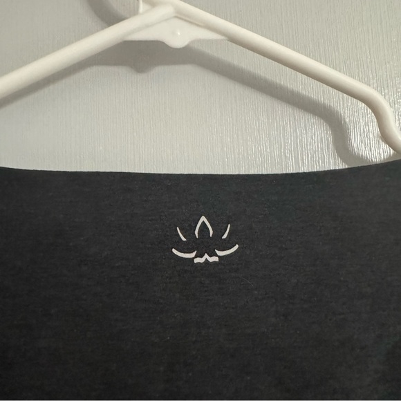 Beyond Yoga Space Dye What’s The Scoop Crop Top Size Medium - Picture 5 of 6
